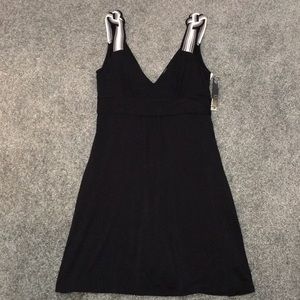 NWT Guess Jeans Cute Black Dress with pockets!